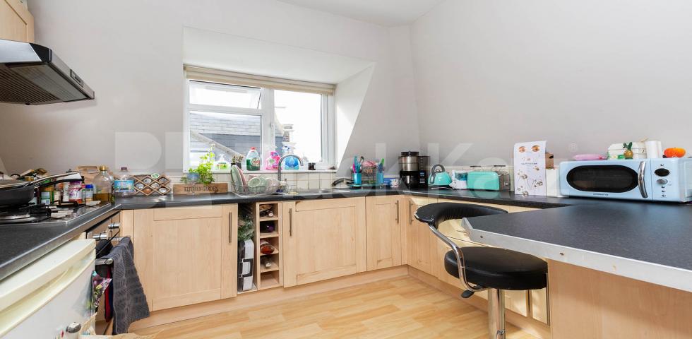 			Beautiful Property !, 1 Bedroom, 1 bath, 1 reception Flat			 Weston Park, CROUCH END